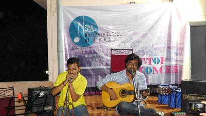 Country Folk Music with Classical Guitar and Mouth Organ - Roof-Top Concert April 2017 hosted by NSM Music School