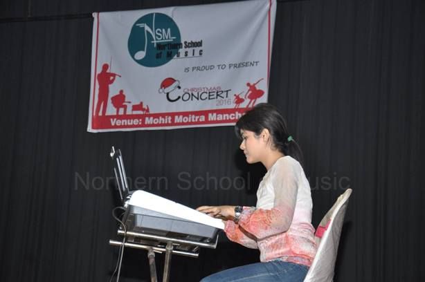 Oh My Darling Clementine and Mumbai Meri Jaan - Western Classical and Indian fusion on Keyboard at NSM Concert 2016