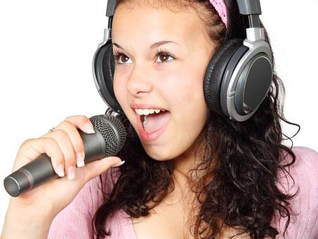 Tips to Ace Your Singing Lessons